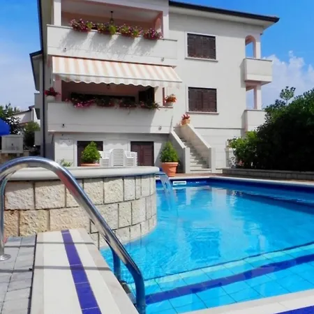 Apartament Mirjam
