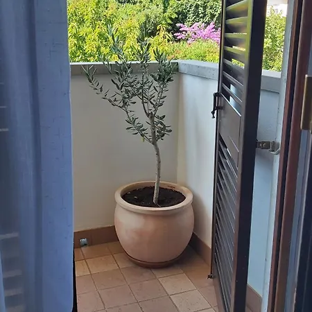 Mirjam Апартаменти
